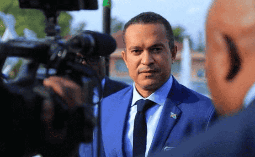 CMT tourne la page Luc Gérard et attend 47 millions de dollars